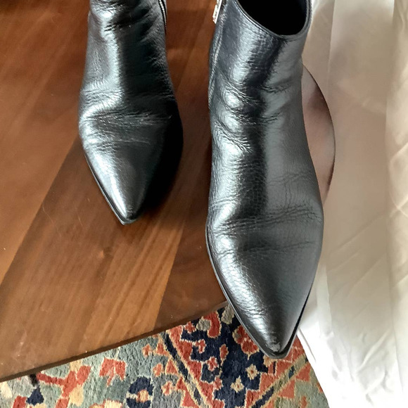 Everlane Pointed Toe Boss Ankle Booties - Picture 2 of 6